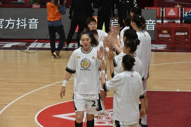 香蕉国产人午夜视频在线